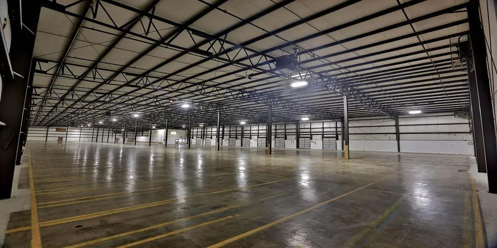 بررسی کاربردهای مختلف سوله‌ های نمایشگاهی